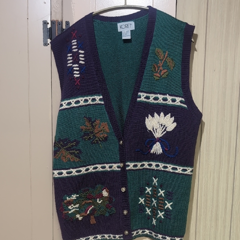 Koret Women's Green and Purple Sweater Vest